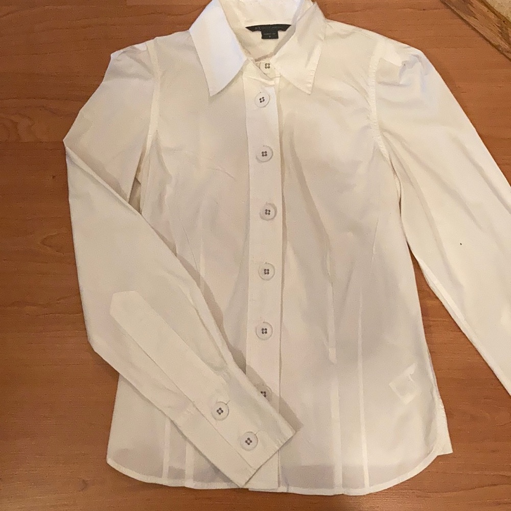 Armani Exchange White ButtonDown Shirt (sz M)